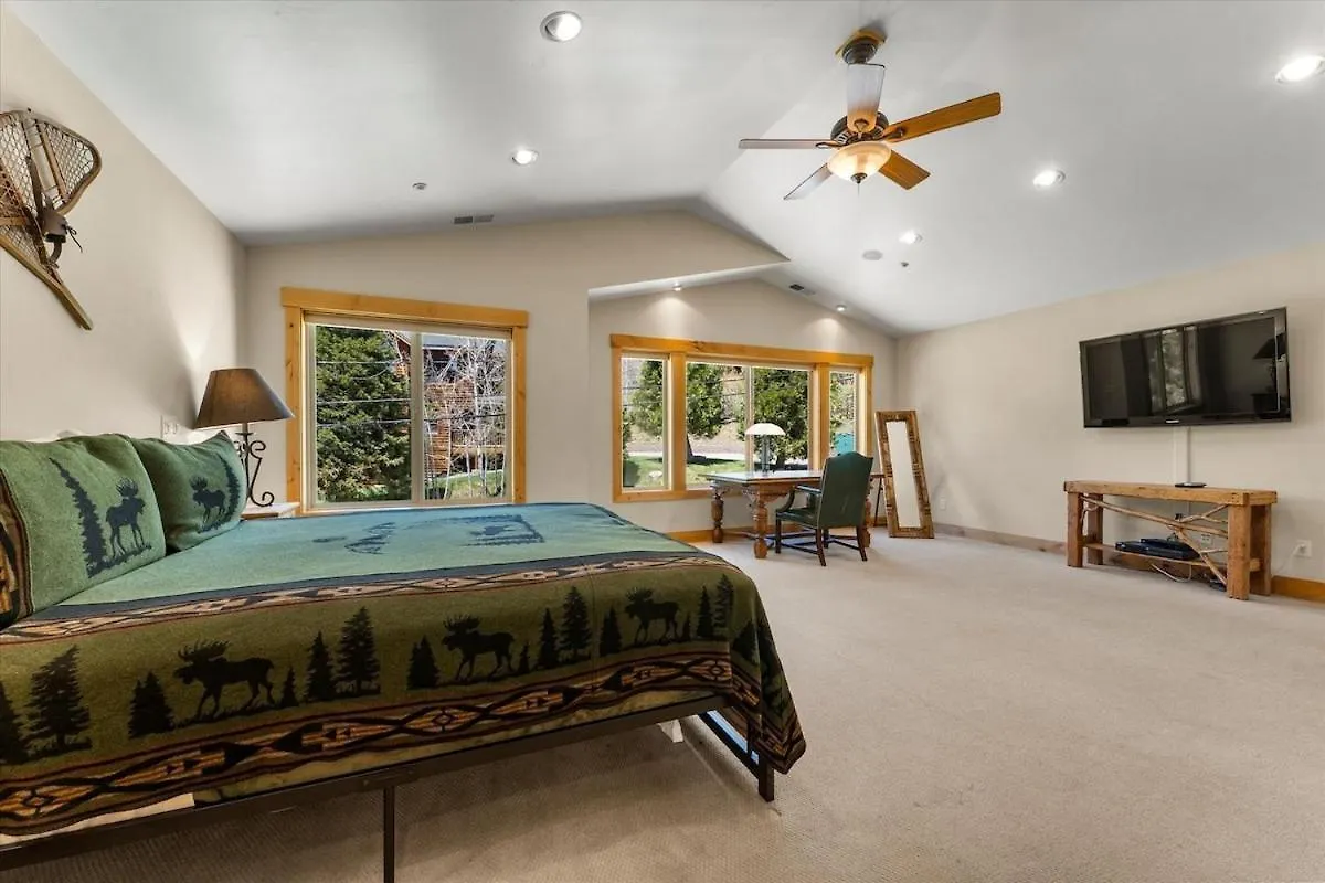 Dom wakacyjny Shaquinaw! Home South Lake Tahoe